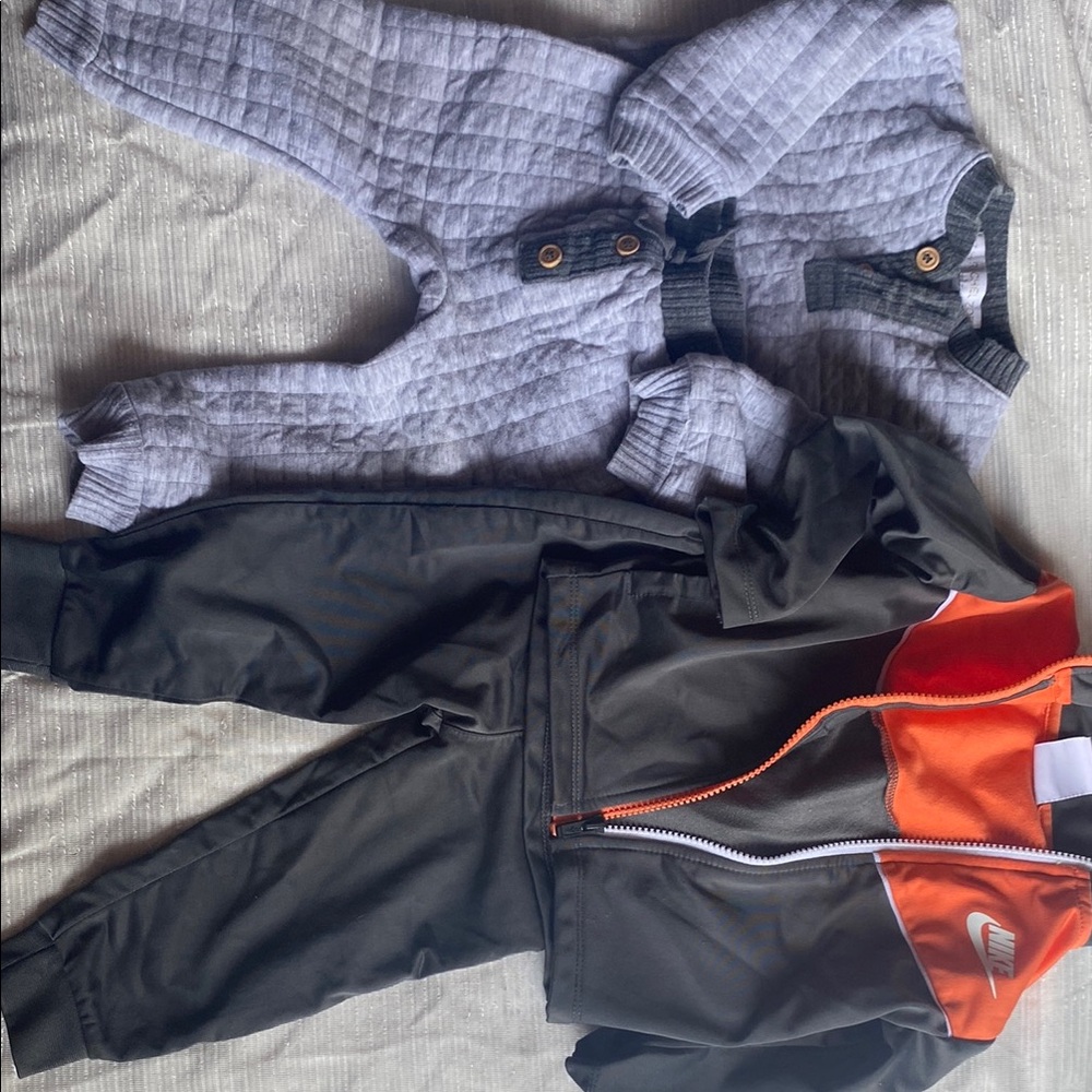 Nike Kids Matching Set - Gray and Orange